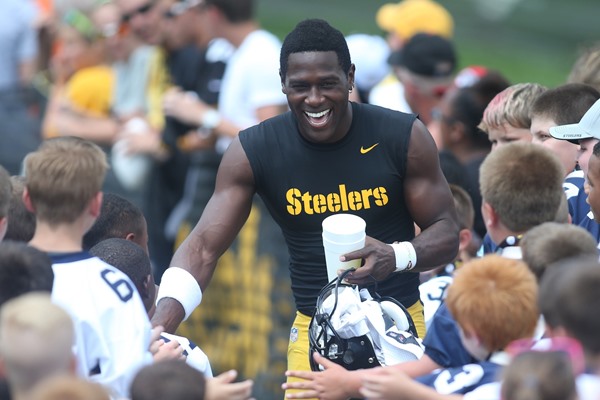 Antonio Brown in Contract Talks with the Pittsburgh Steelers