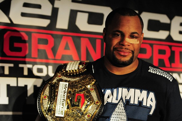 Tim Sylvia: Daniel Cormier ‘Would Lose to Me’ So the UFC Choose Frank Mir Instead