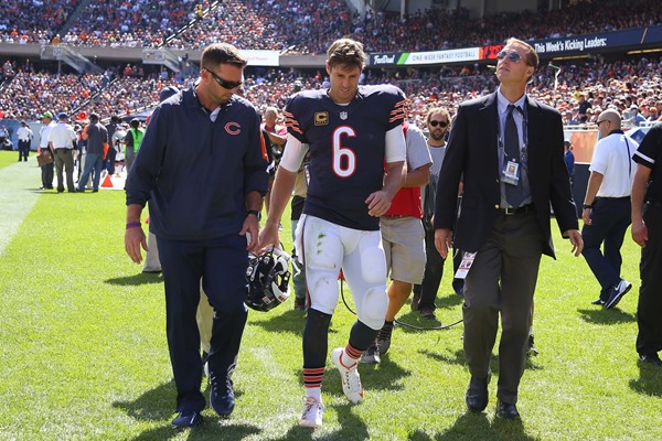 Jay Cutler Leaves Game with Hamstring Injury