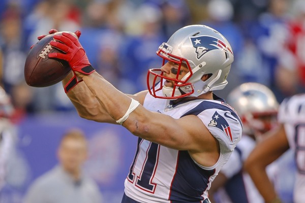 Report: Julian Edelman Suffers Broken Bone in Foot, Will Undergo Surgery