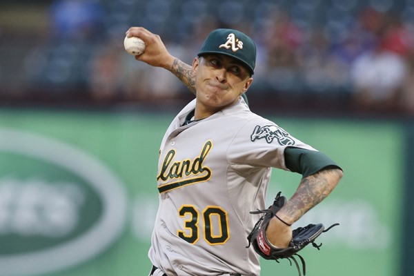 Jesse Chavez Traded to Toronto Blue Jays