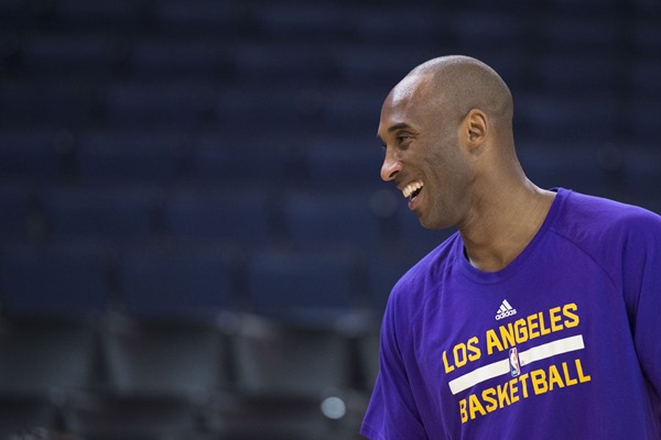 Kobe Bryant Announces Retirement, Effective Following 2015-16 Season