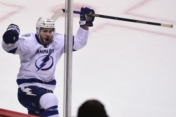 Daily FanDuel Fantasy Hockey Picks: February 8, 2016