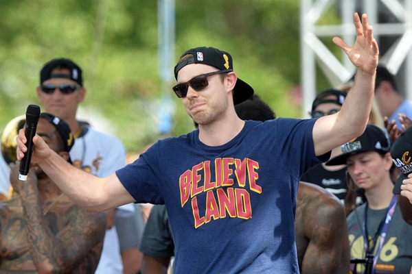 Milwaukee Bucks Agree to Four-Year, $39 Million Deal with Matthew Dellavedova