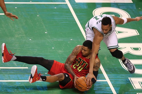 Atlanta Hawks Re-Sign Kent Bazemore to Four-Year, $70 Million Contract