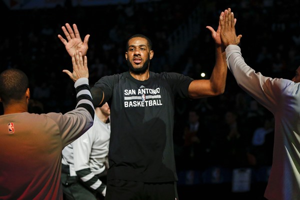 Spurs F LaMarcus Aldridge Out Tuesday vs Bucks 