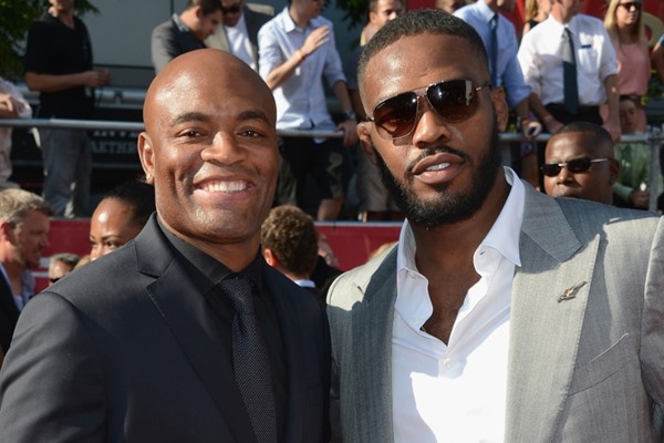  Anderson Silva’s Camp Willing to Fight Jon Jones at 190-Pound Catchweight	