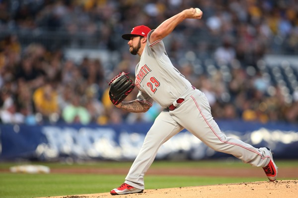 Reds SP Brandon Finnegan Leaves Start with Strained Lat Muscle