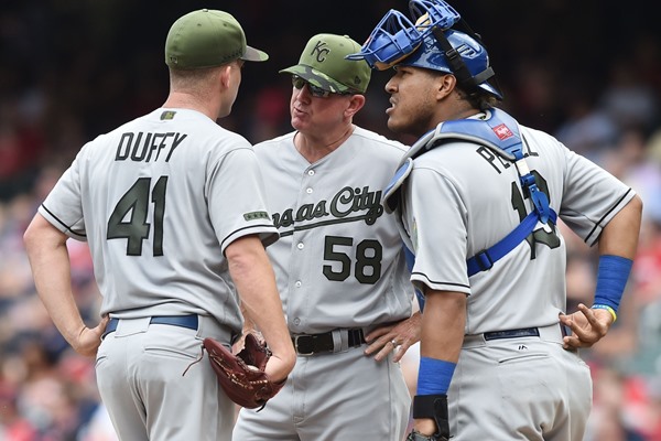 Royals SP Danny Duffy Lands on Disabled List with Grade 1 Oblique Strain