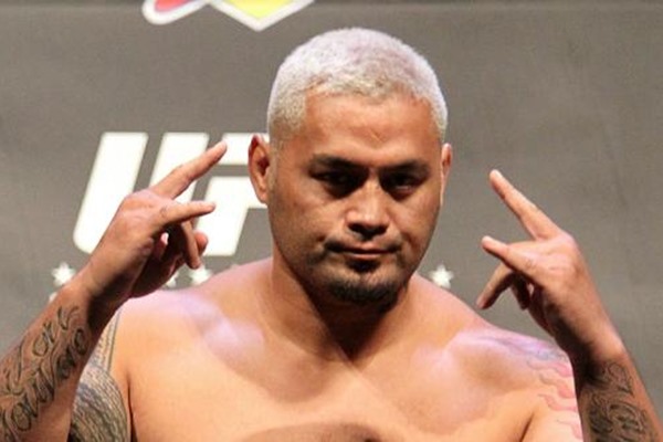 UFC News: Mark Hunt vs. Junior dos Santos Official for UFC 160