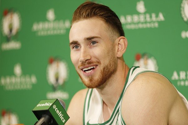 Celtics SF Gordon Hayward Suffers Horrific Leg Injury, Taken Off on Stretcher
