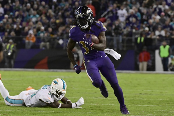 Fantasy Slant: Ravens RB Alex Collins to Receive More Touches