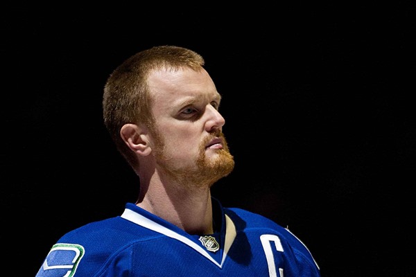 Center Faceoff: Henrik Sedin vs. Pavel Datsyuk