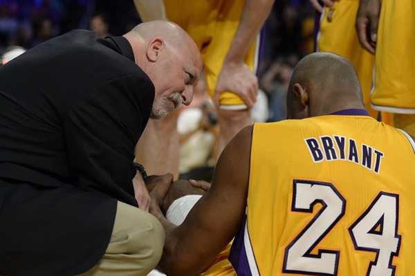 Kobe Bryant Tears Achilles: Career Over? 