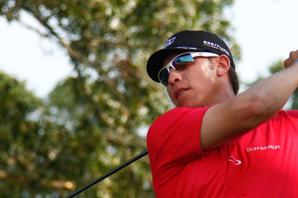 Ricky Barnes Leads After First Round at the Zurich Classic