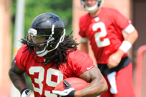 10 NFL Players Who Will Benefit from a Change of Scenery