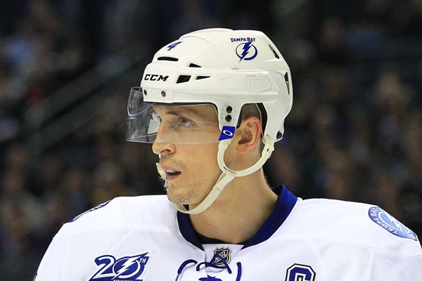 Philadelphia Flyers: Puzzling Moves Kick Off Flyers Offseason