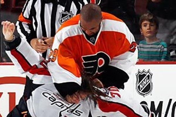 NHL 2013-14: Goalie Fights and Why the NHL Shouldn't Overreact