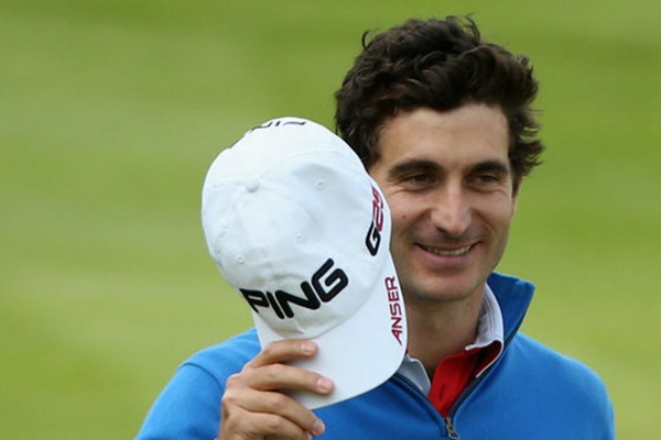 Canizares leads in Dubai as Stenson strengthens his position in the Race. 