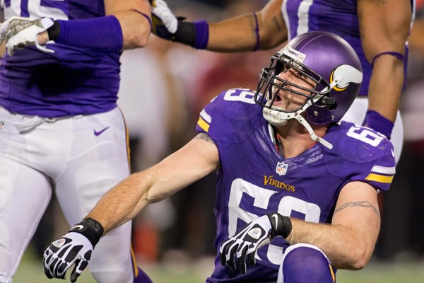 How Jared Allen and Lamarr Houston Impact Bears Defensive Scheme