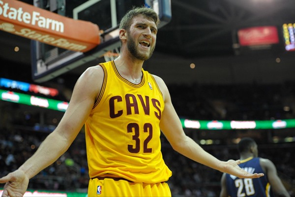 How Spencer Hawes to the Clippers Impacts the Western Conference