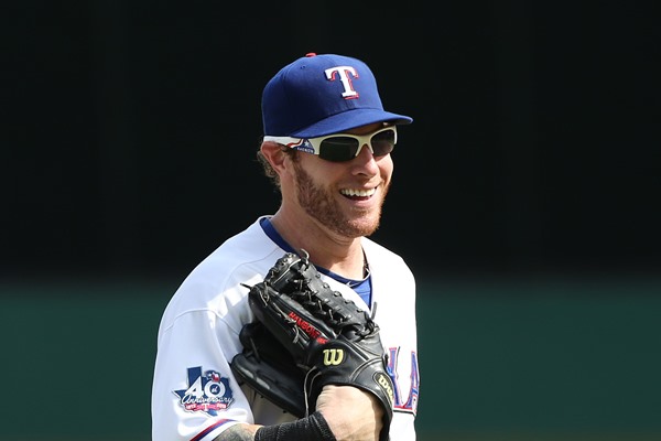 Crowded Outfield: Los Angeles Angels Sign Josh Hamilton