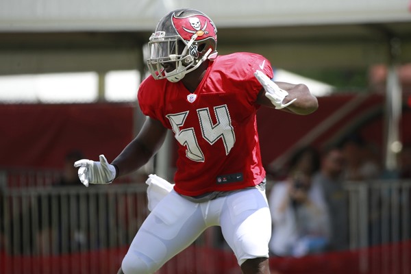 Tampa Bay Buccaneers Sign Lavonte David to Massive Extension